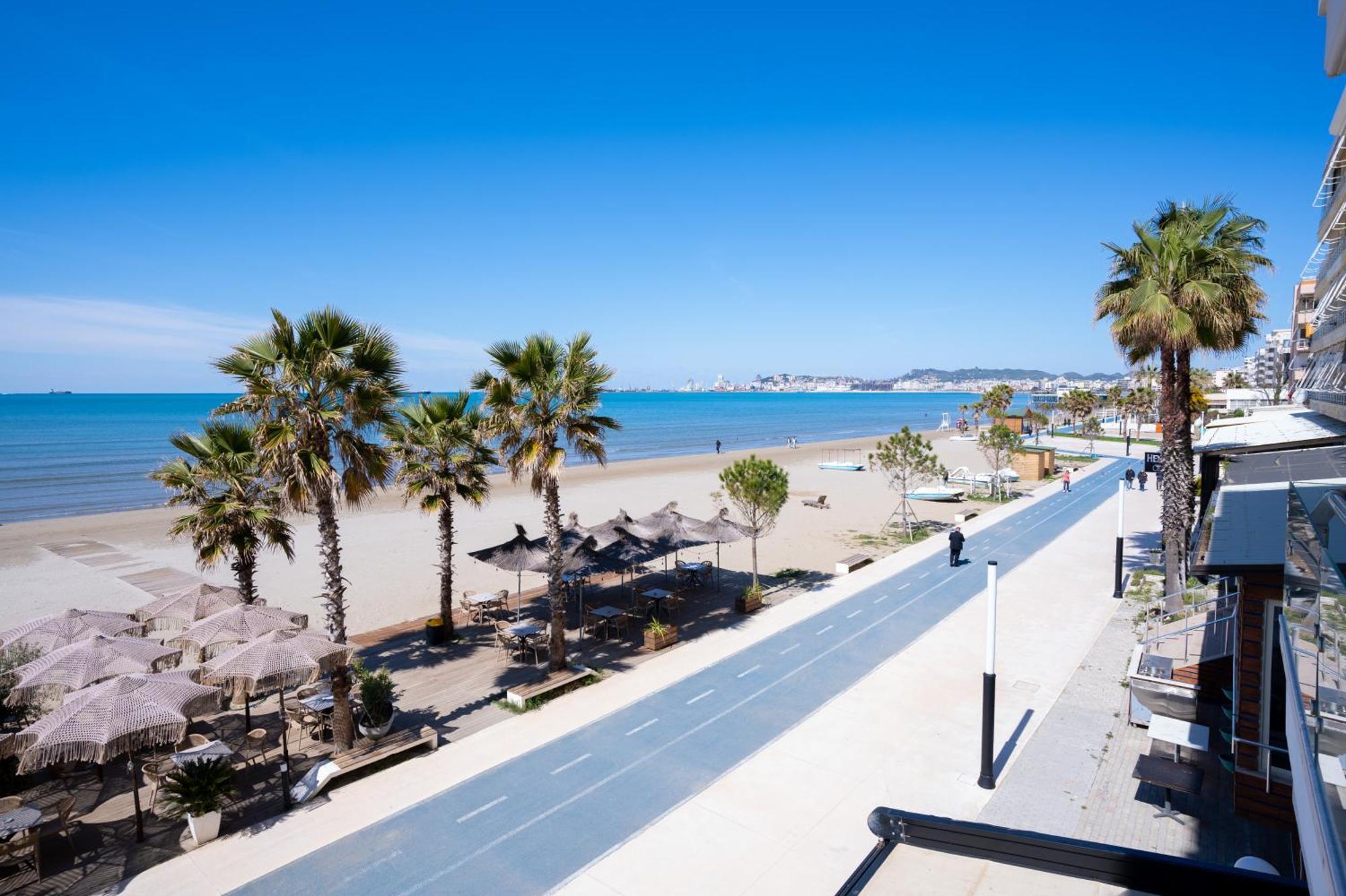 Sea View-Apartment On The Beach - Durrs2 ドゥラス エクステリア 写真