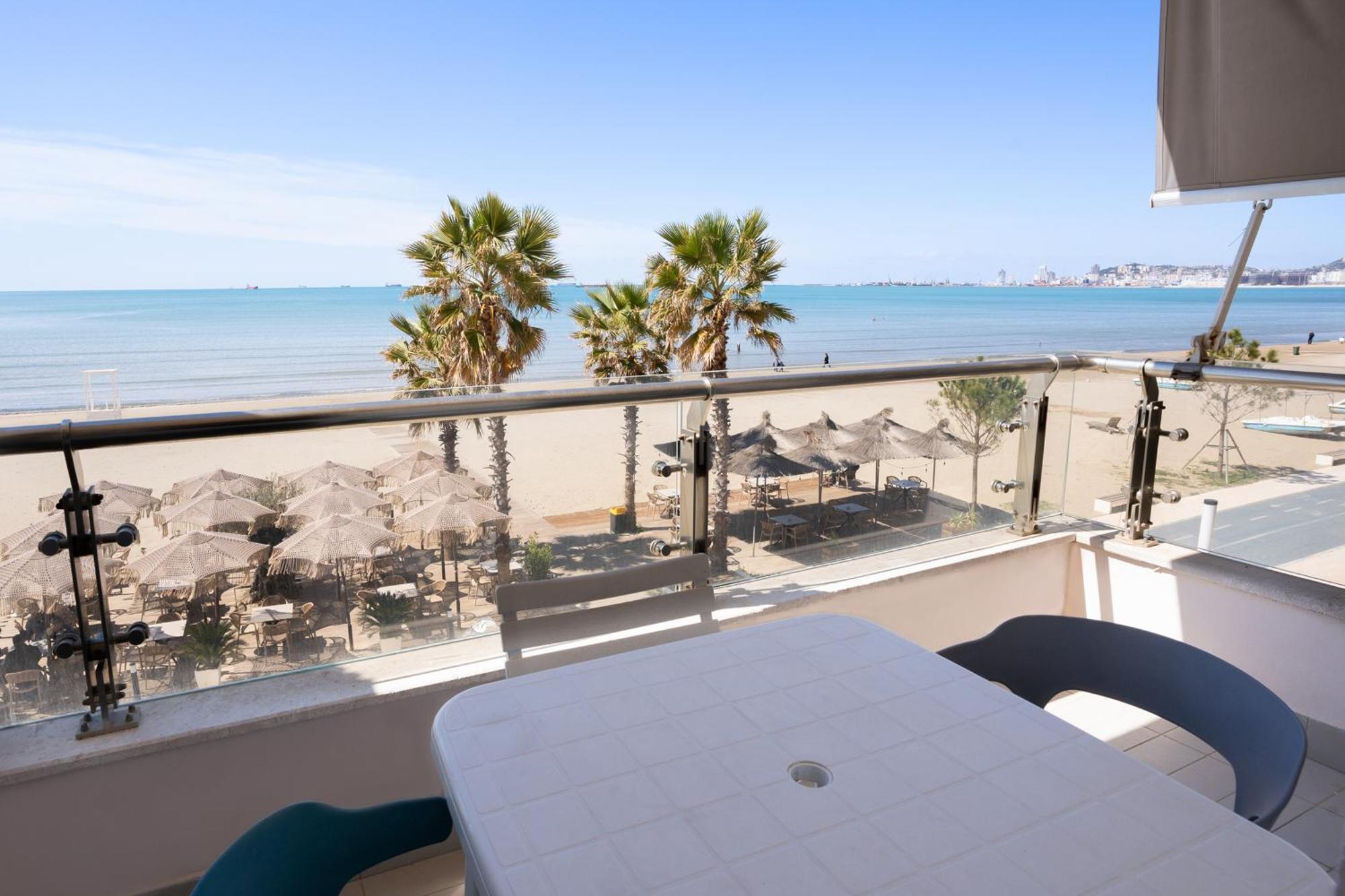 Sea View-Apartment On The Beach - Durrs2 ドゥラス エクステリア 写真